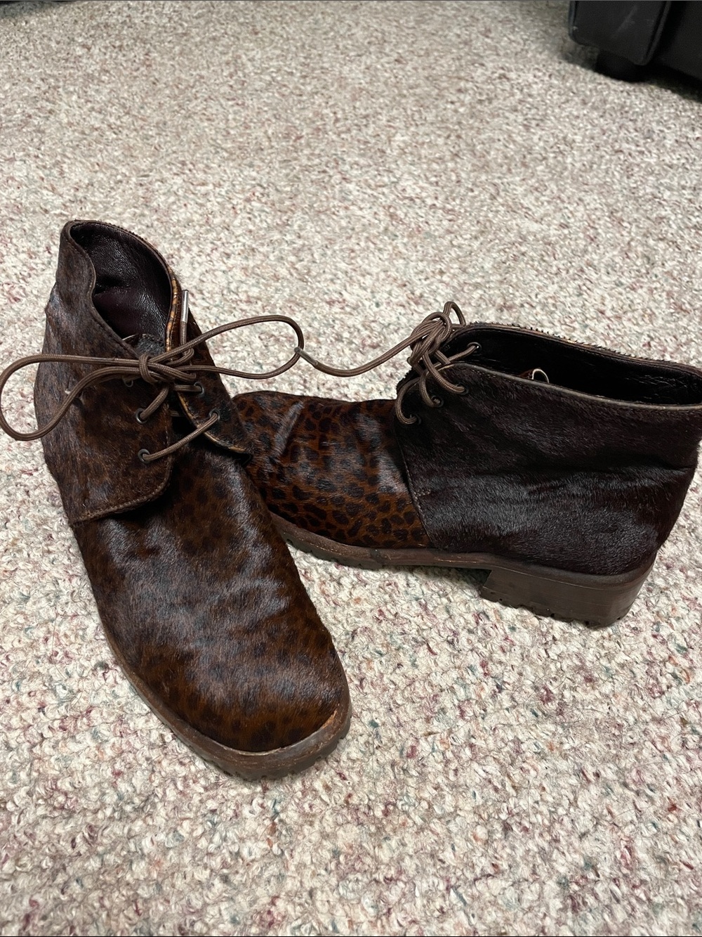Vintage 90s square toe real fur leopard print block heel Lace-Up Ankle Boots